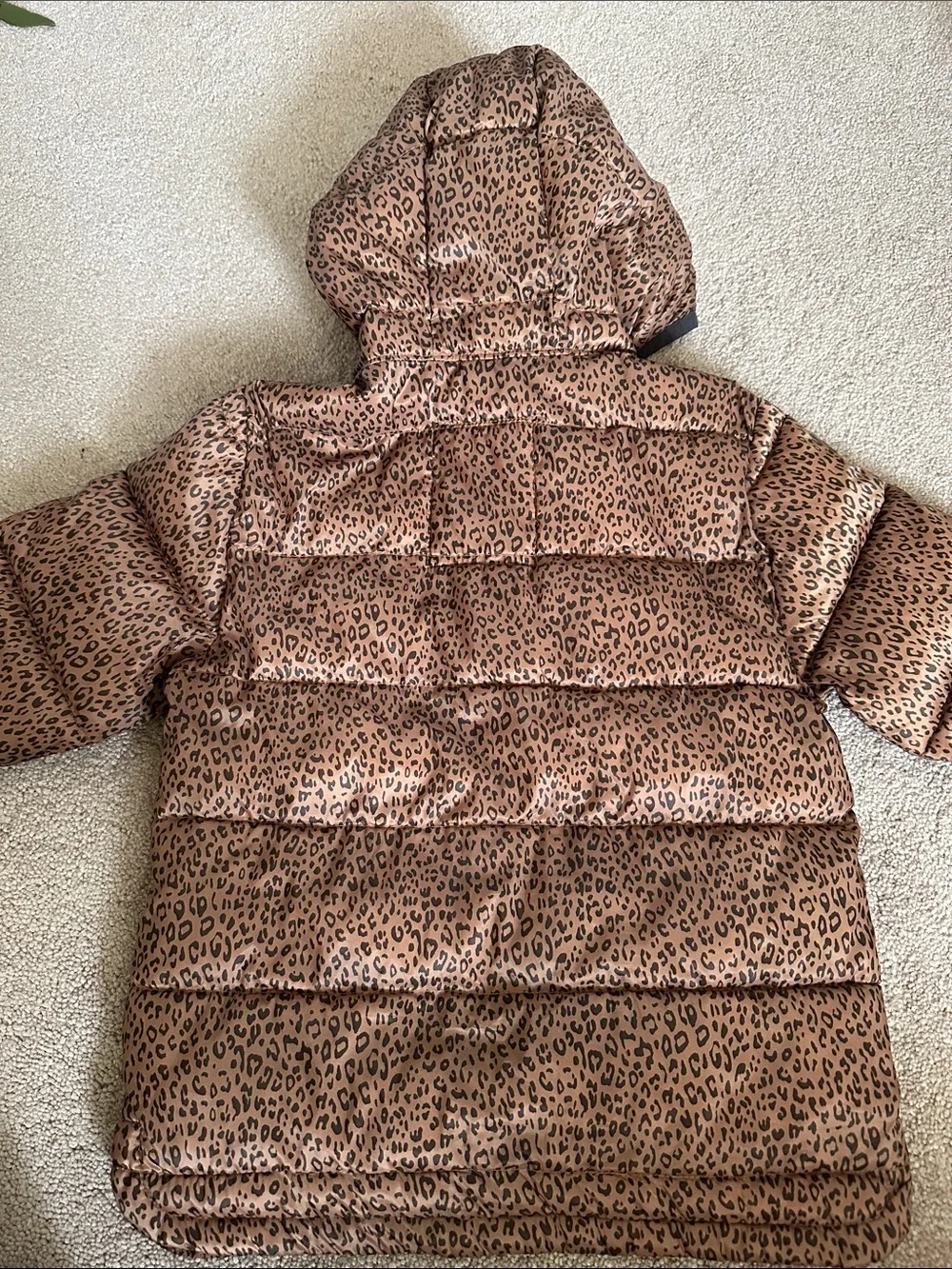 GAP baby Leopard Hooded Puffer Sz 5 kids/ toddler